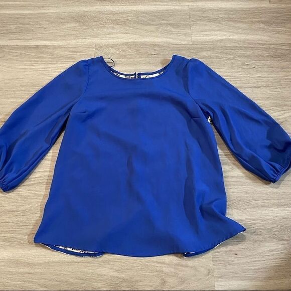 Lauren Conrad blue blouse with white lace back XS - Picture 1 of 8